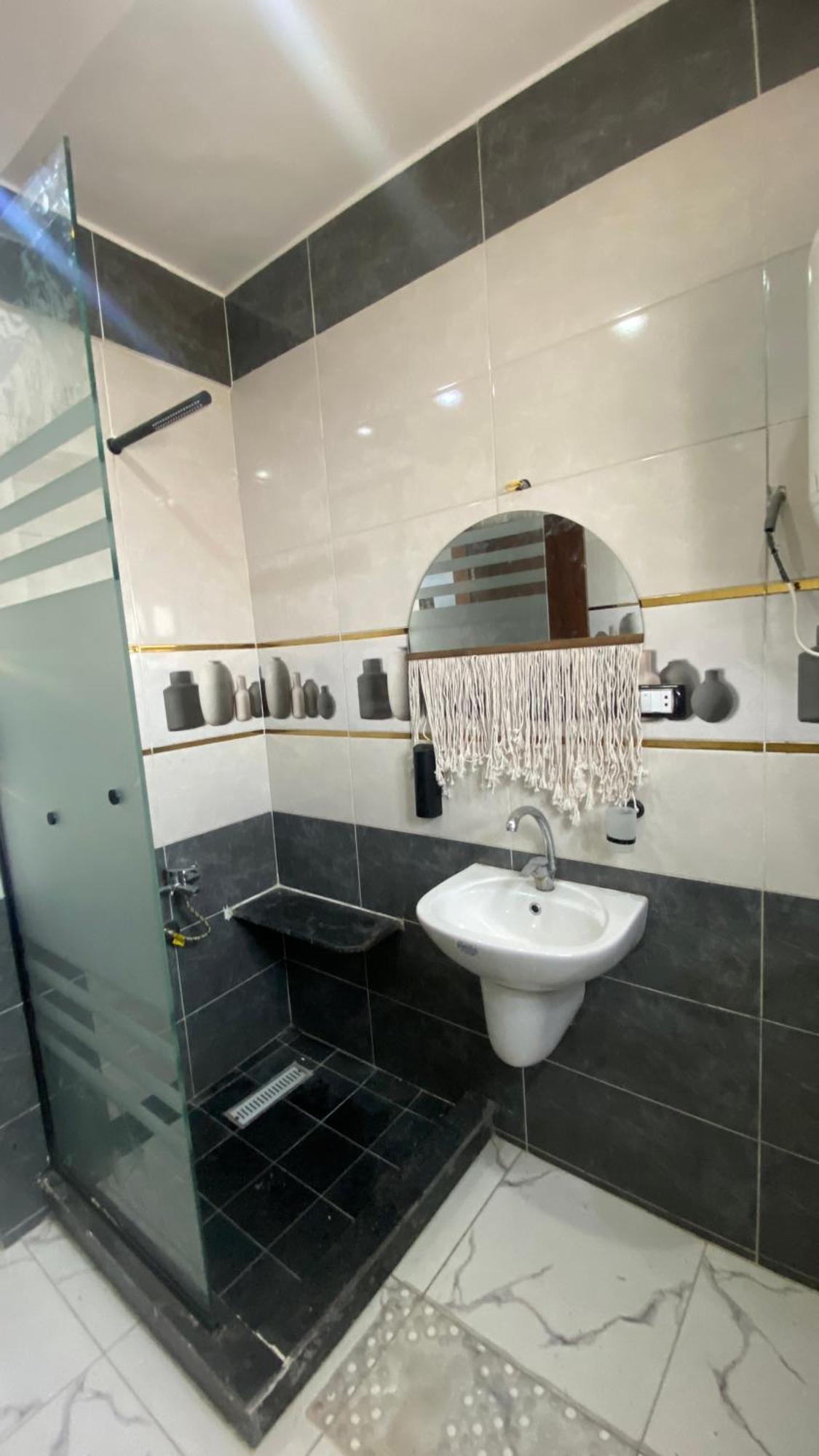 Super Elite Apartment - Aswan City Center Apartments Buitenkant foto
